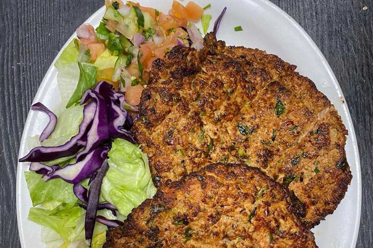 Chicken Chaplee Salad & Naan