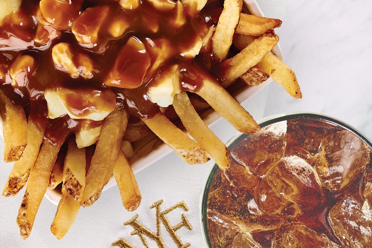 Classic Poutine + Pepsi Combo