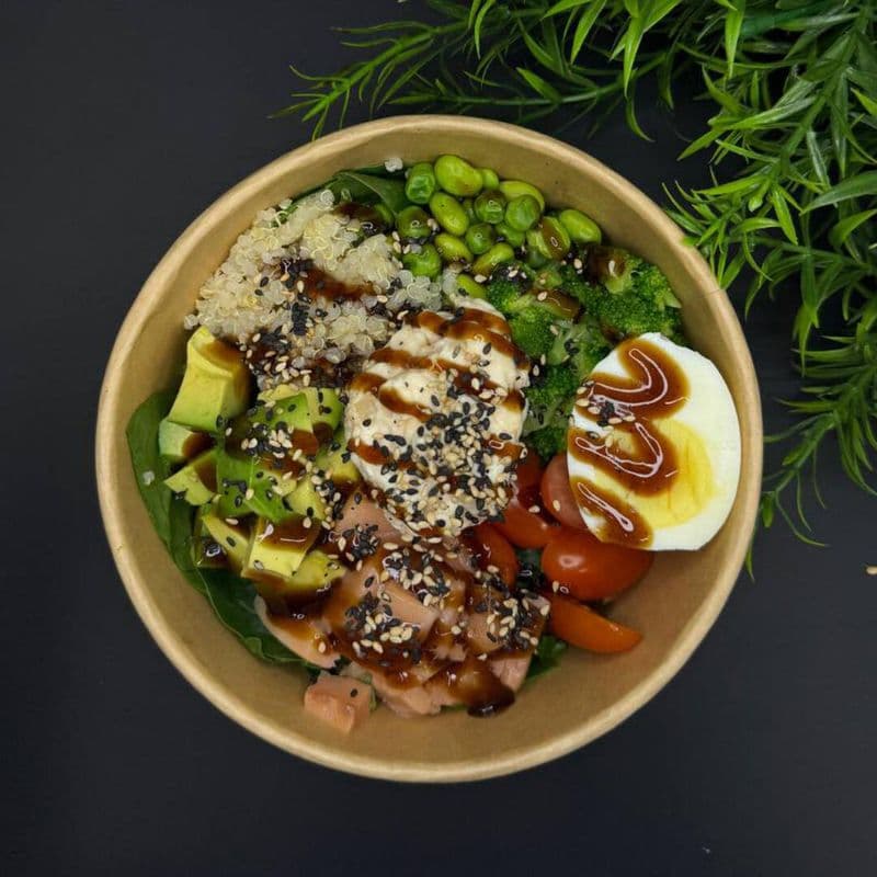 Healthy Bowl with Salmon and Quinoa