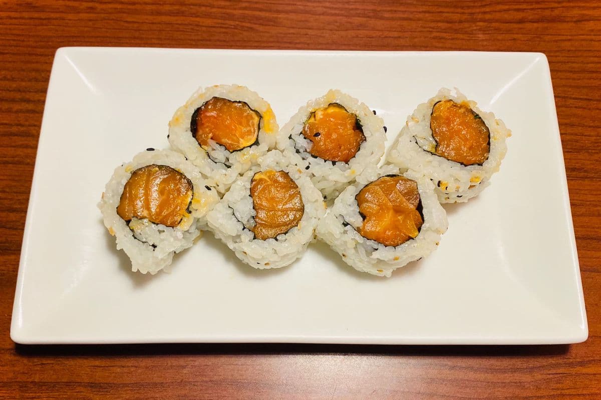 Spicy Salmon Roll