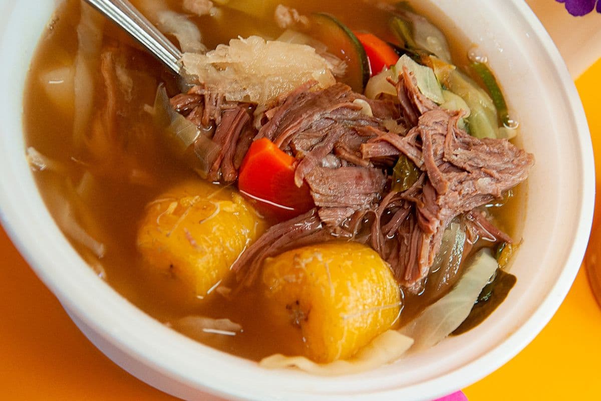 Sopa de Res