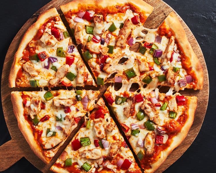 9" Butter Chicken Pizza Butter Chicken Pizza