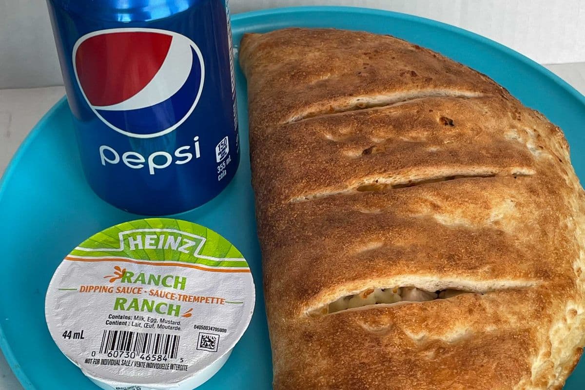 Large Calzone 14"