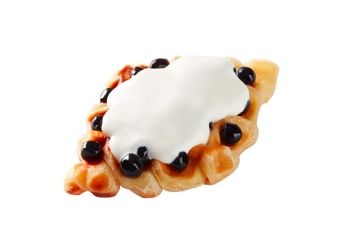 Milk foam w Pearls CROFFLE