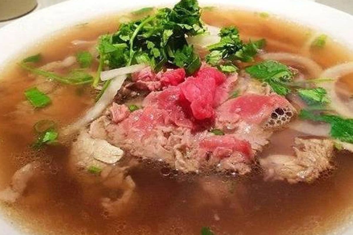 6. Noodle Soup with Steak, Well-Done Flank, and Tendon