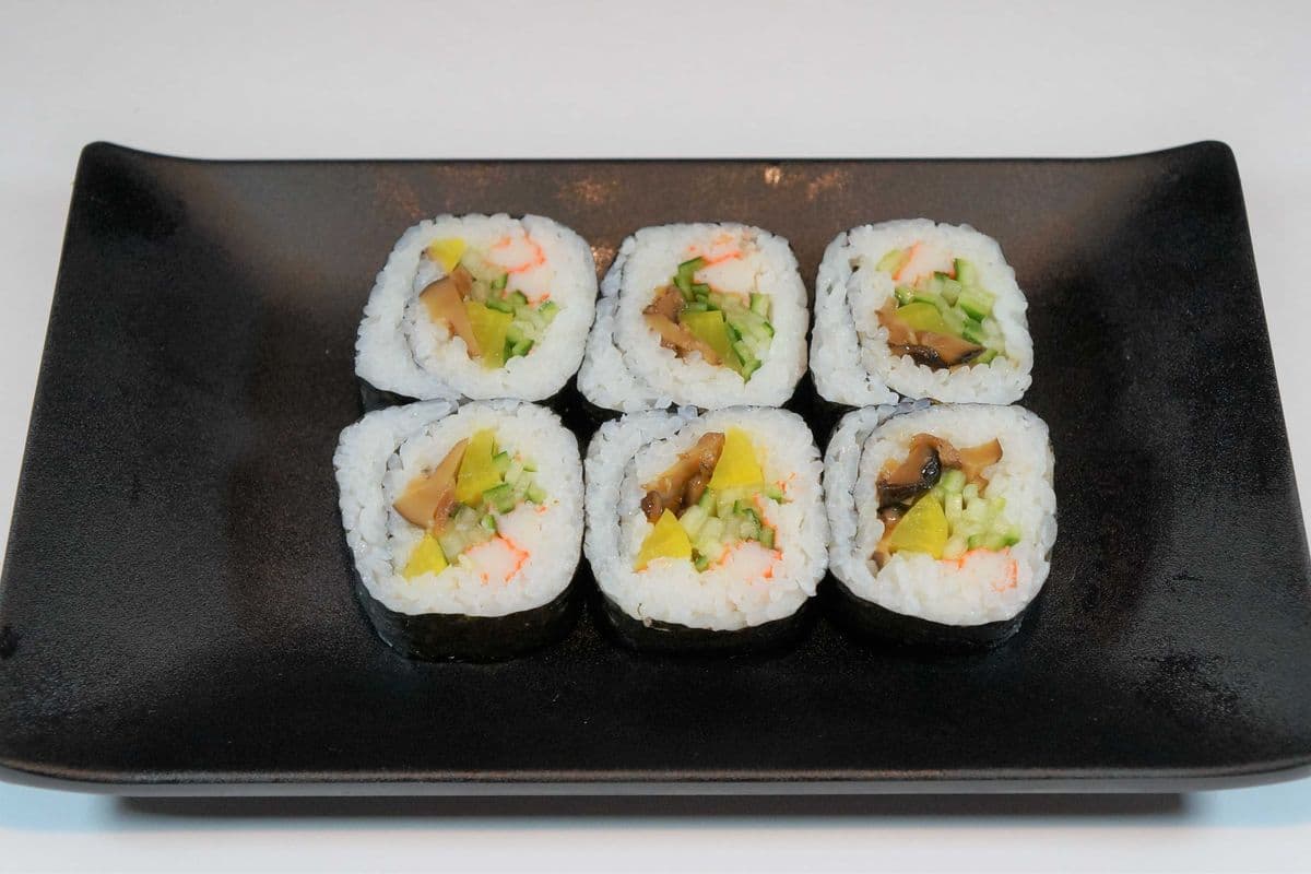 135. Futo Maki (6 pcs)