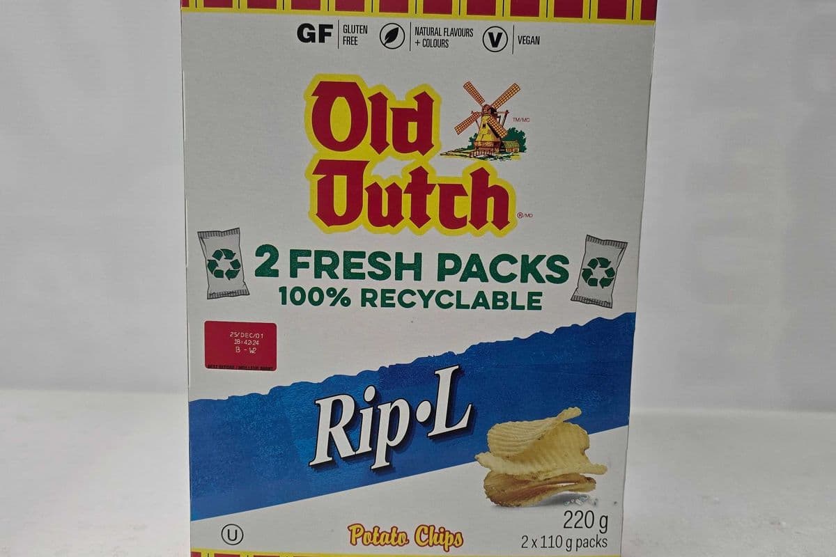 Old Dutch 2 Fresh Packs Rip.L potato chips (220g)