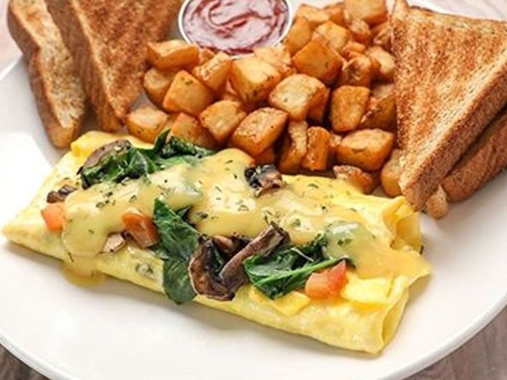 Spinach & Swiss Omelette