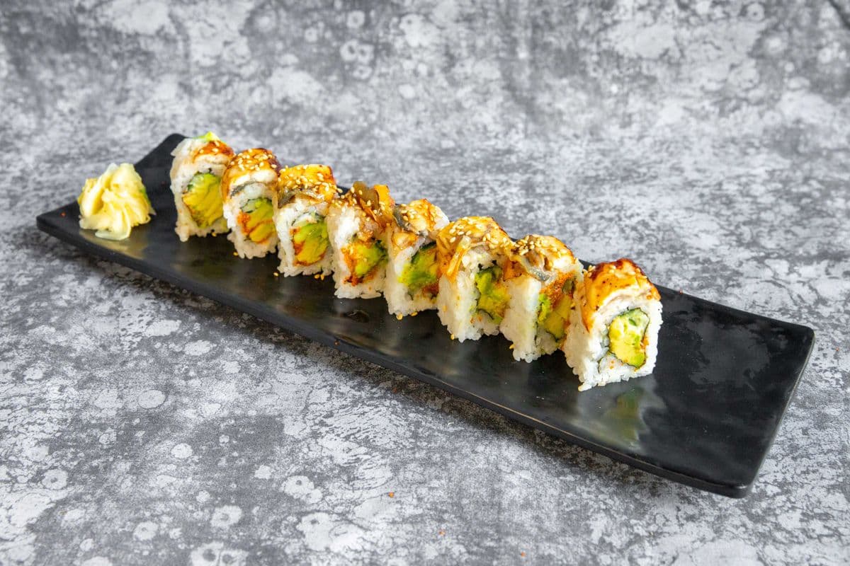 Dragon Roll (8 pcs)