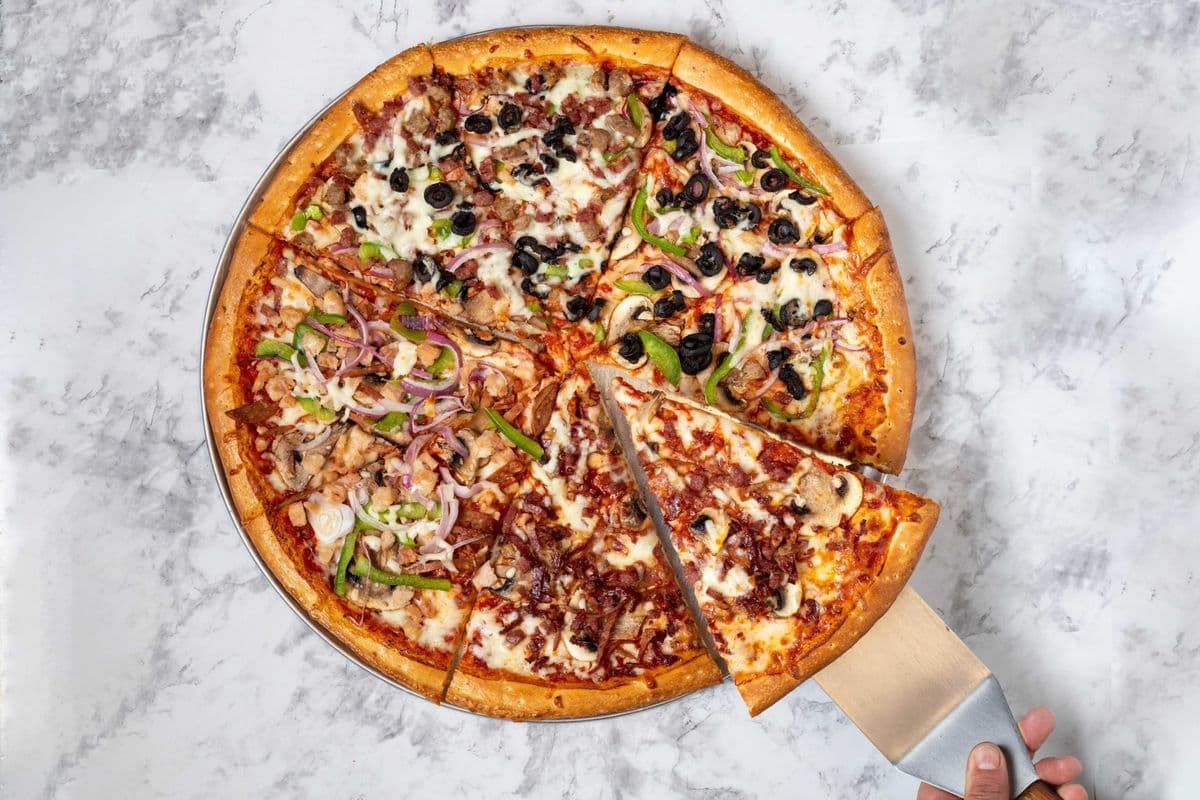 The Works Pizza (Large)