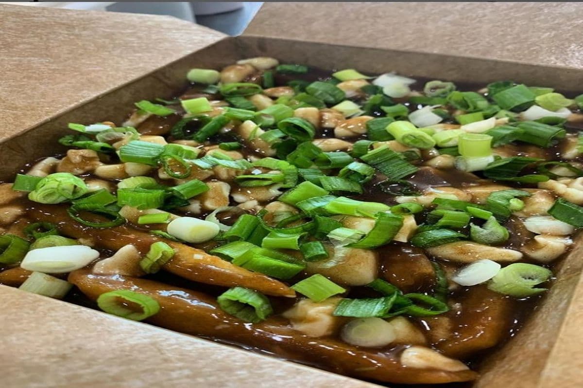 Classic Poutine