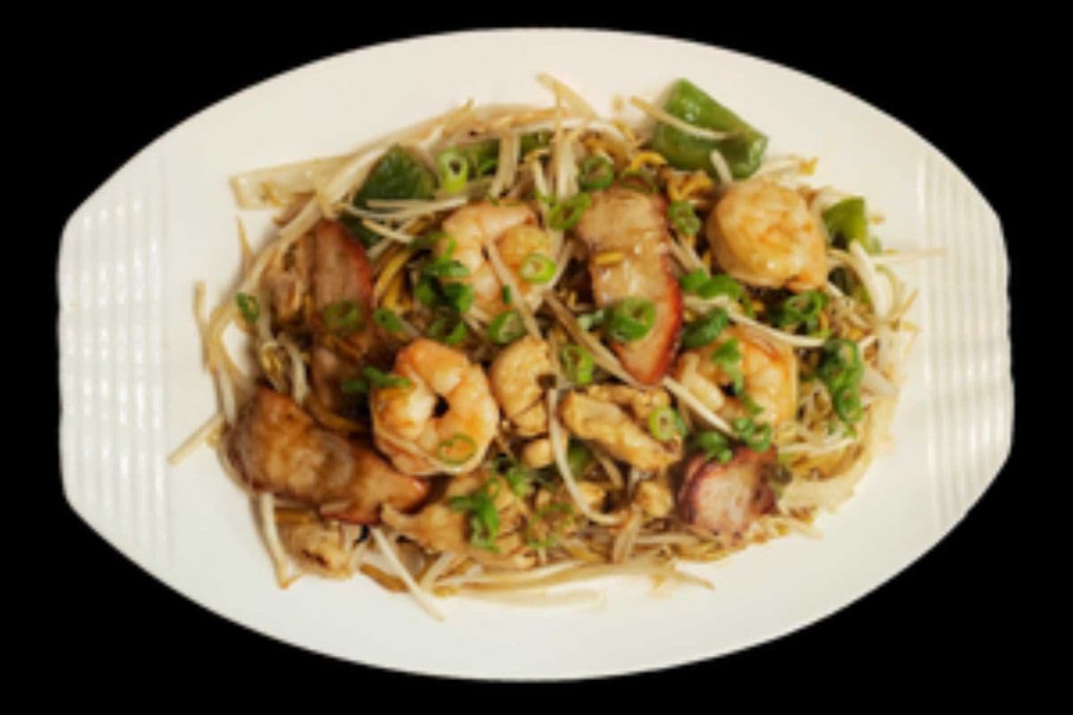 51. Shanghai Fried Noodles