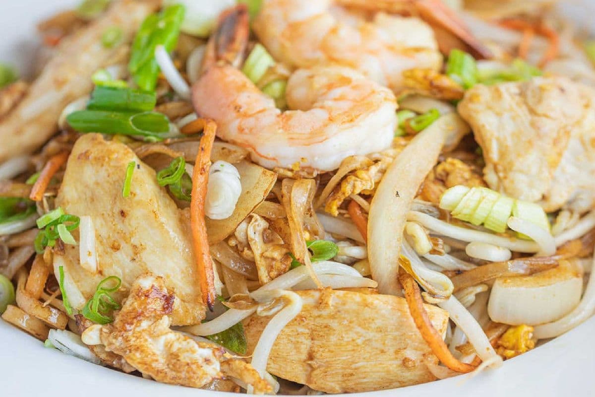 🥢 Thai Stir-Fried Noodles