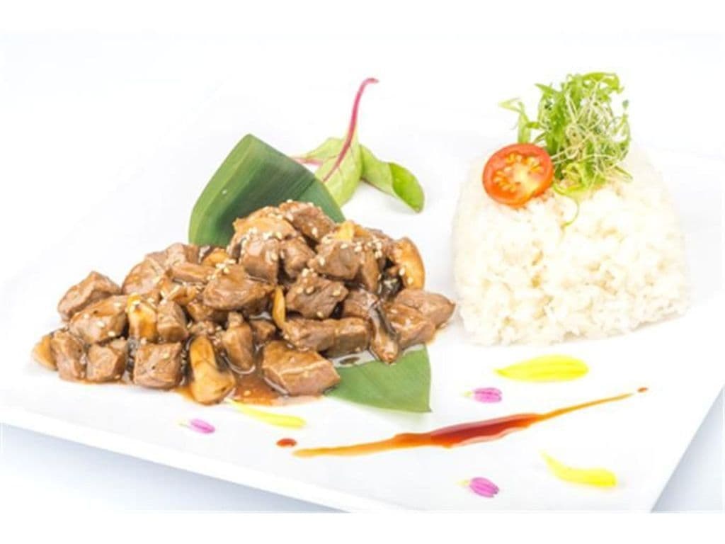 Diced Sirion Steak W Garlic