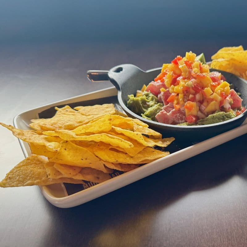 Island Tuna Poke & Chips