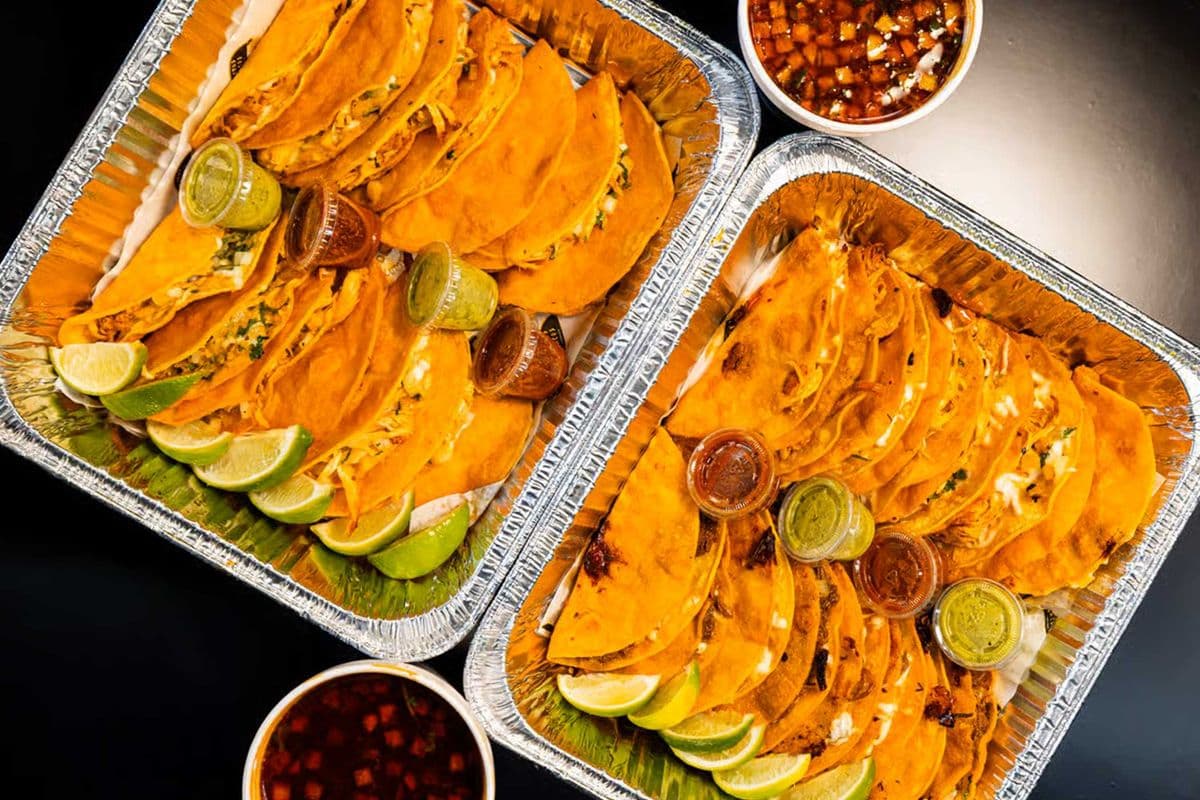 Birria Tacos (24 Pcs & 2 Bottle Drink)