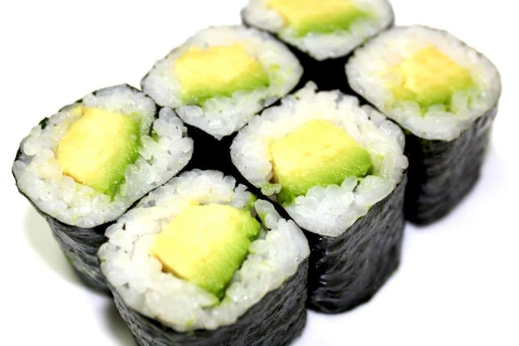 VR02. Avocado Roll (6 pcs)