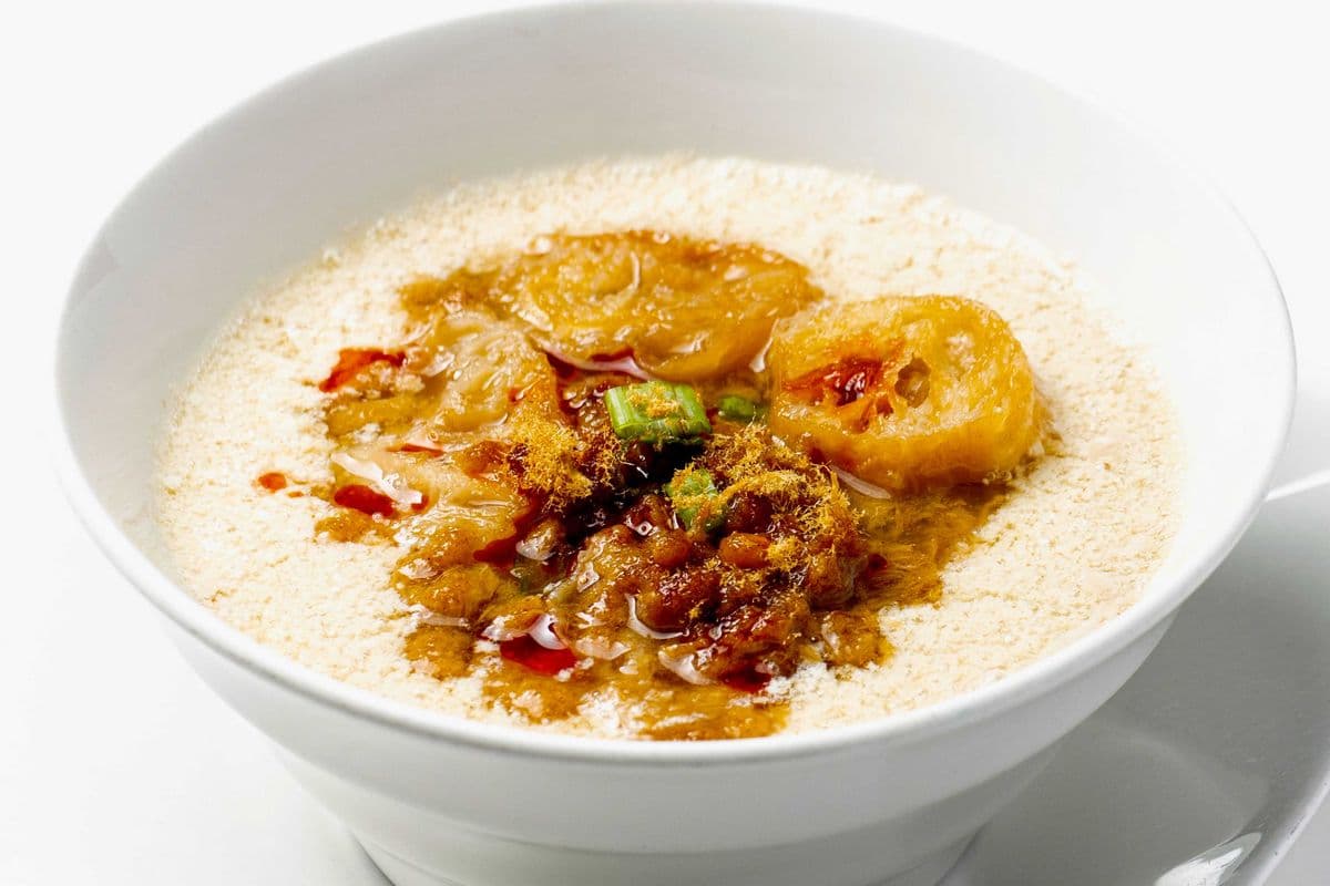 016. Savoury Soy Bean Pork Soup
