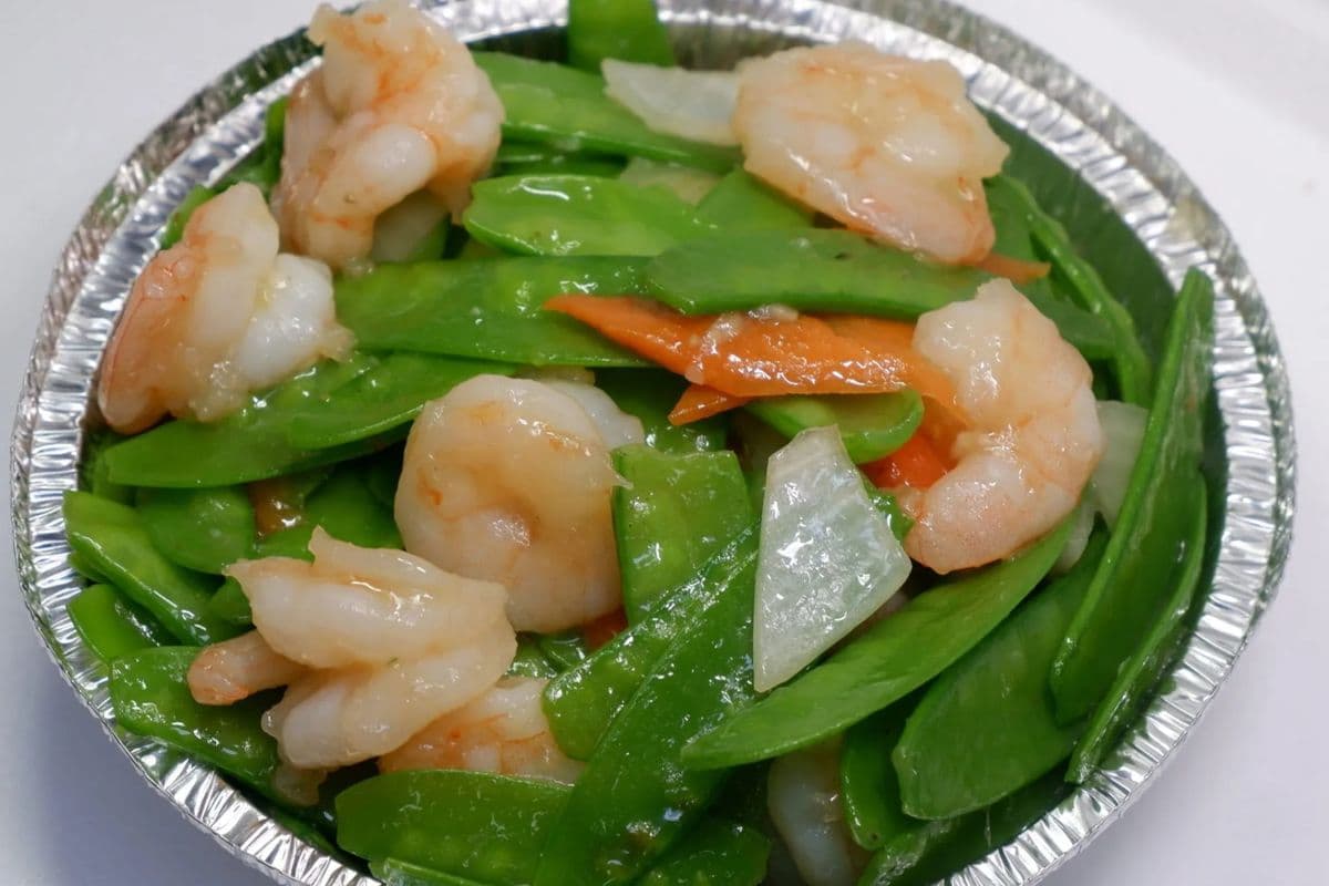 62. Prawns with Snow Peas
