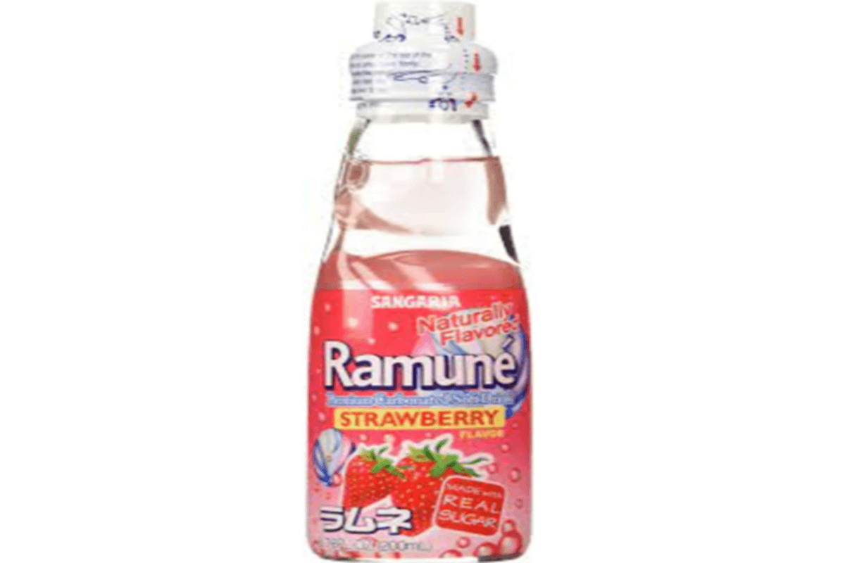 Strawberry flavor Ramune Drink (200ml)