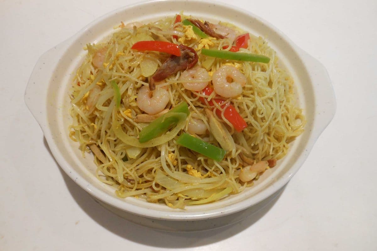 101A Stir-fried Rice Vermicelli “Singapore” Style 星洲炒米粉