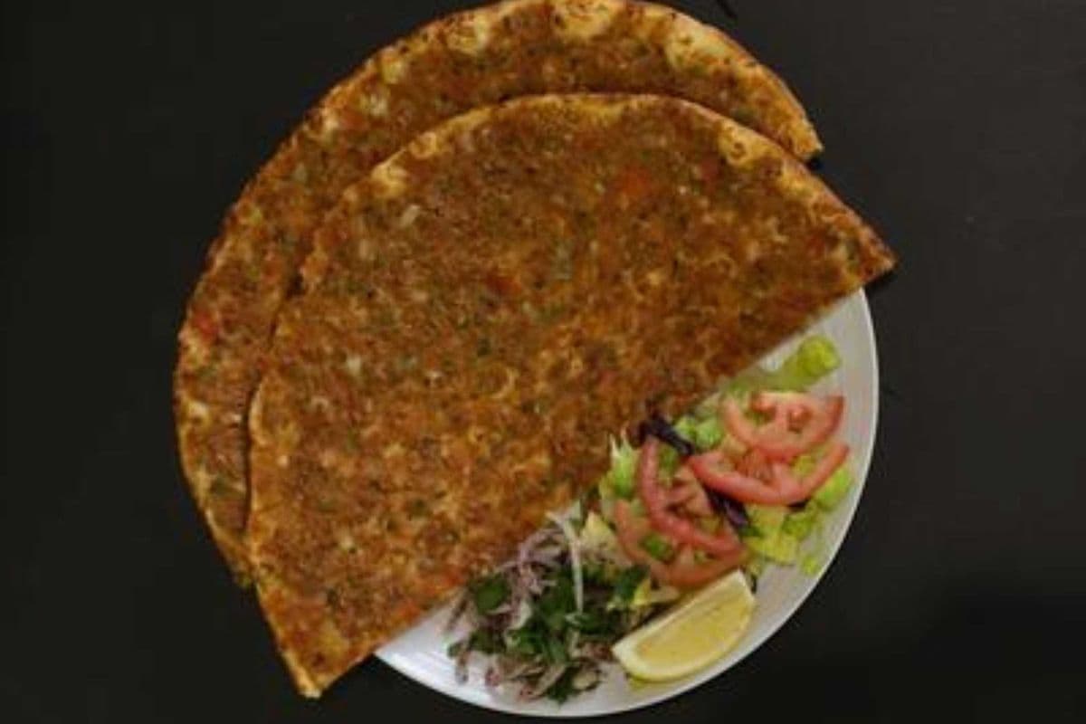 Lahmajun