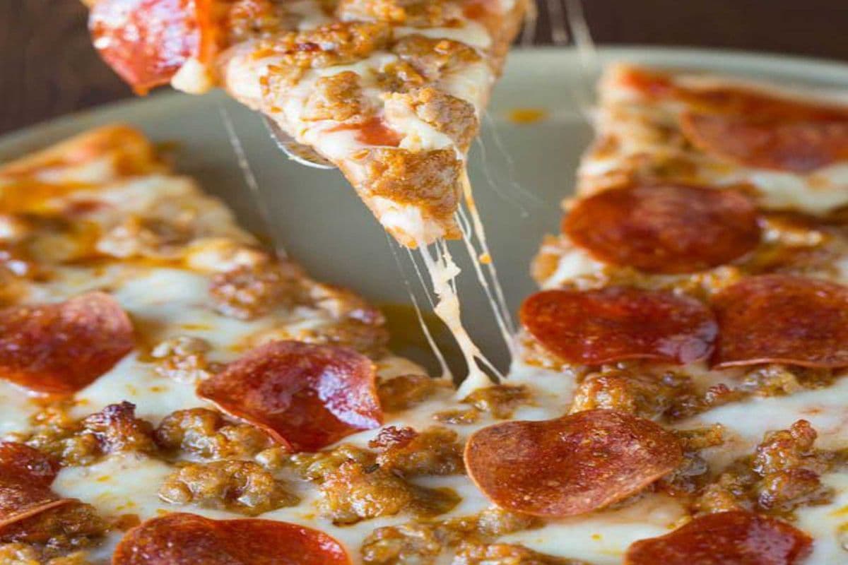 12. 12" Medium Spicy Sausage Pizza