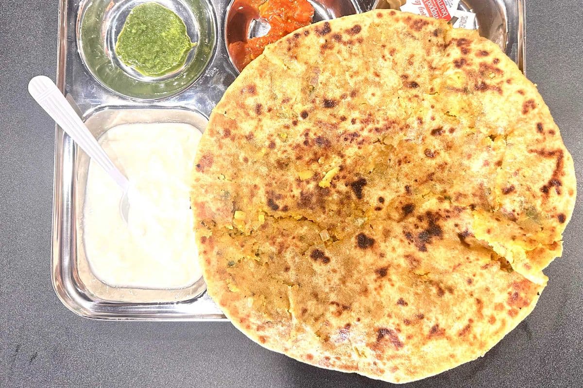 Onion Paratha Tandoori