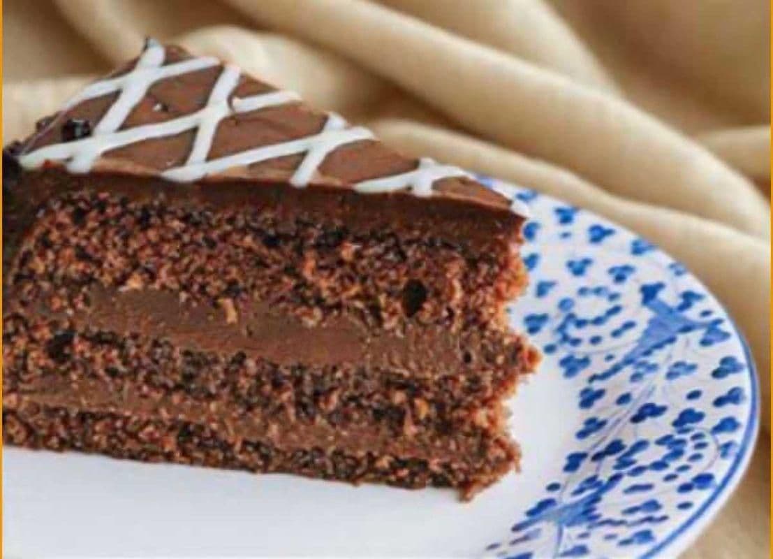 Chocolate Truffle Cake (BOGO)