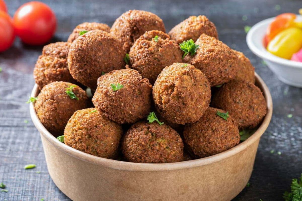 Falafel (12 pcs)