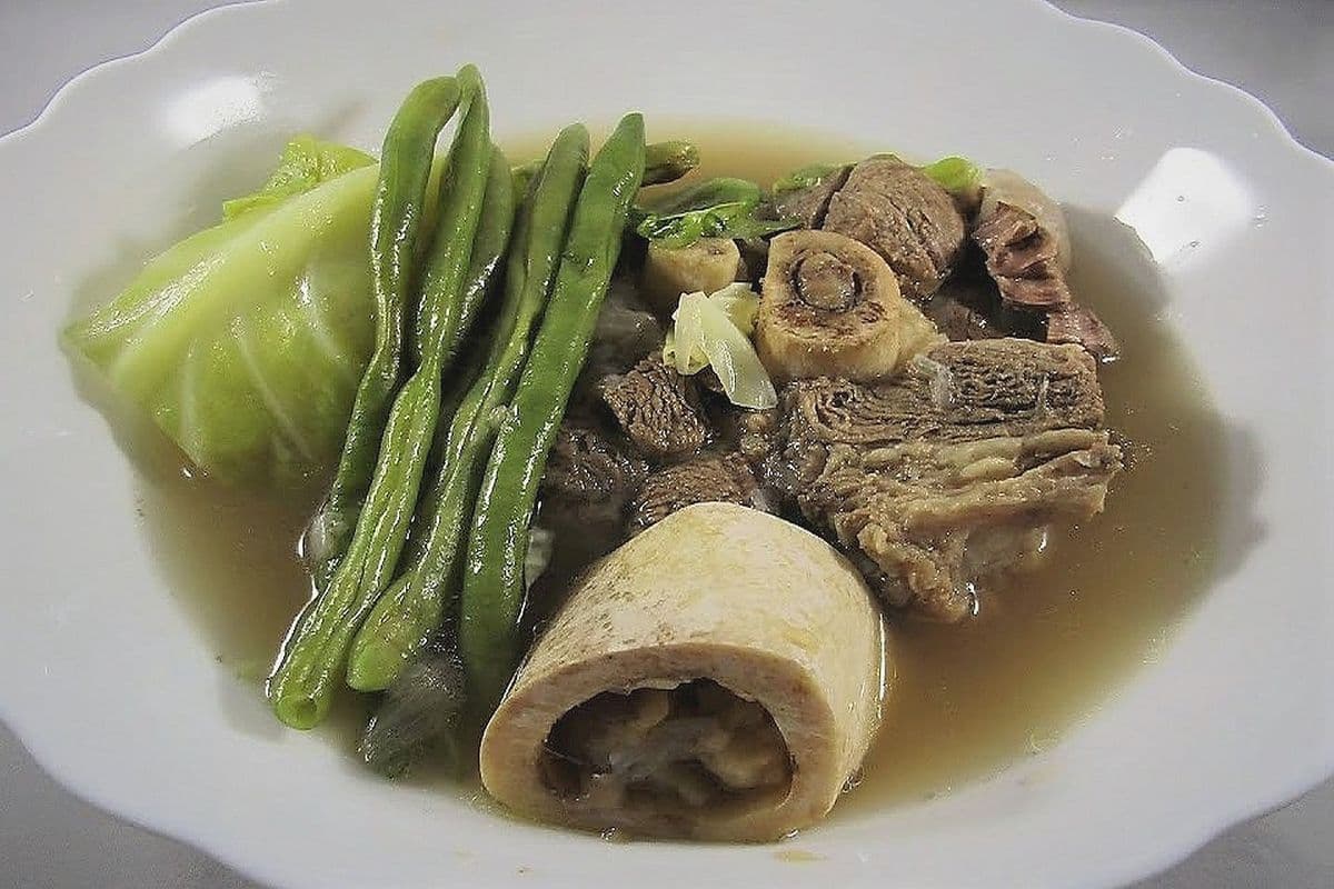 Bulalo (Beef Bone Marrow Soup)