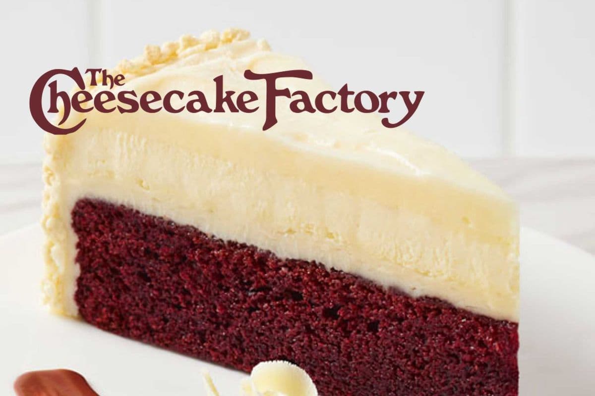 Red Velvet Cake Cheesecake