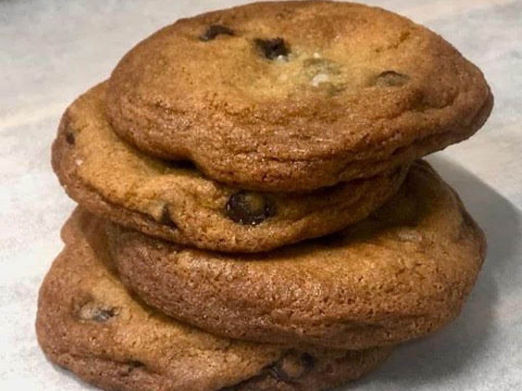 LOCALLY MADE FRESH COOKIES SALTED CHOCOLATE CHIPS 240G 3PK