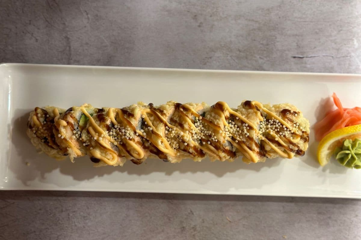 Chef's Kiss Roll (10pc)