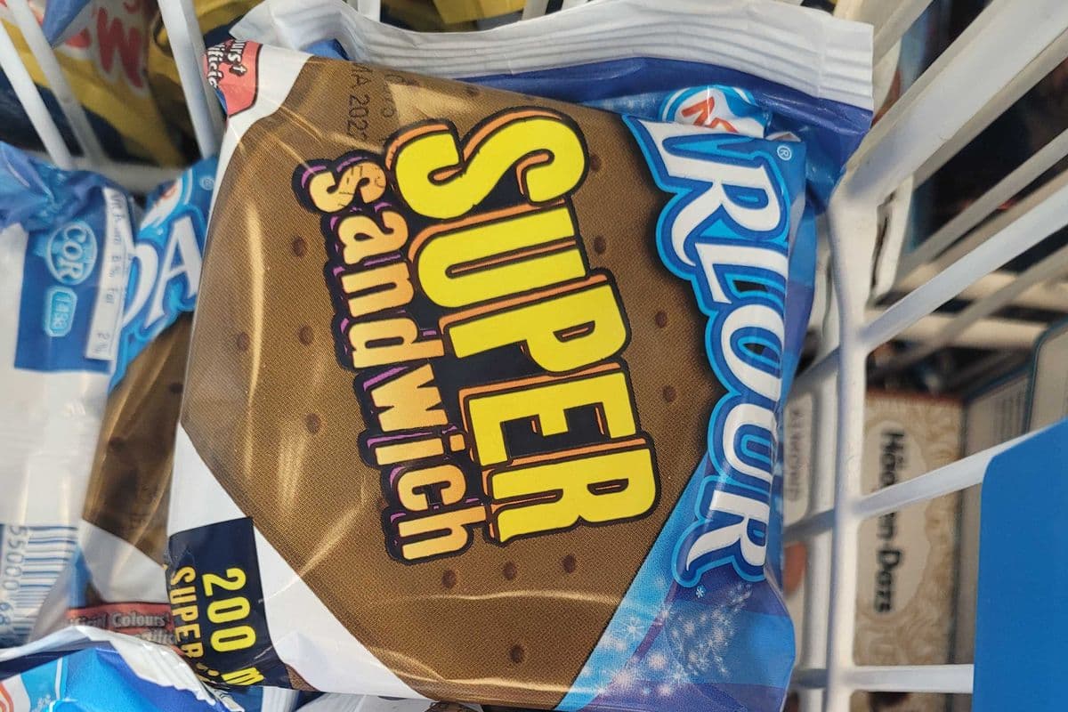 Nestle parlour super sandwich 200 ml