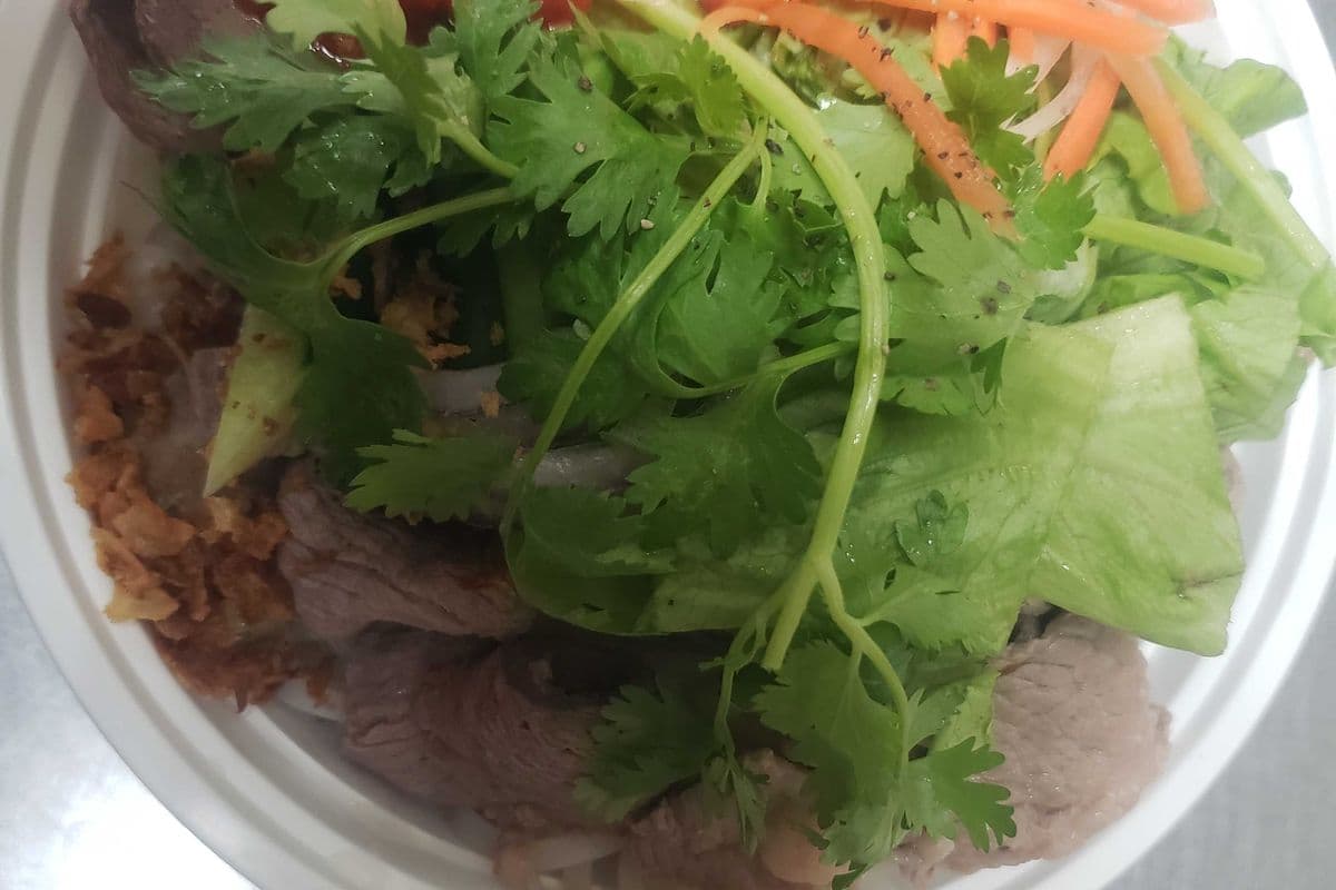 S7. Satay Beef Noodle Soup