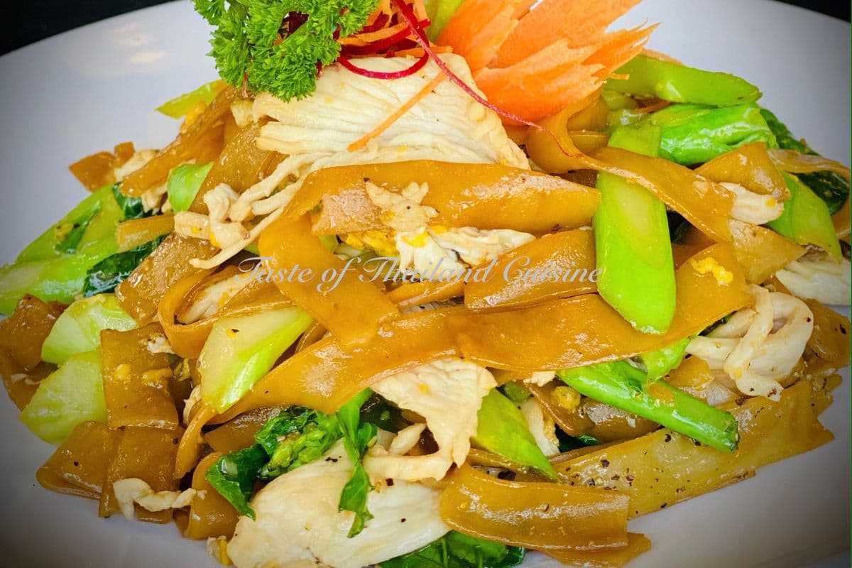 Pad See Ewe