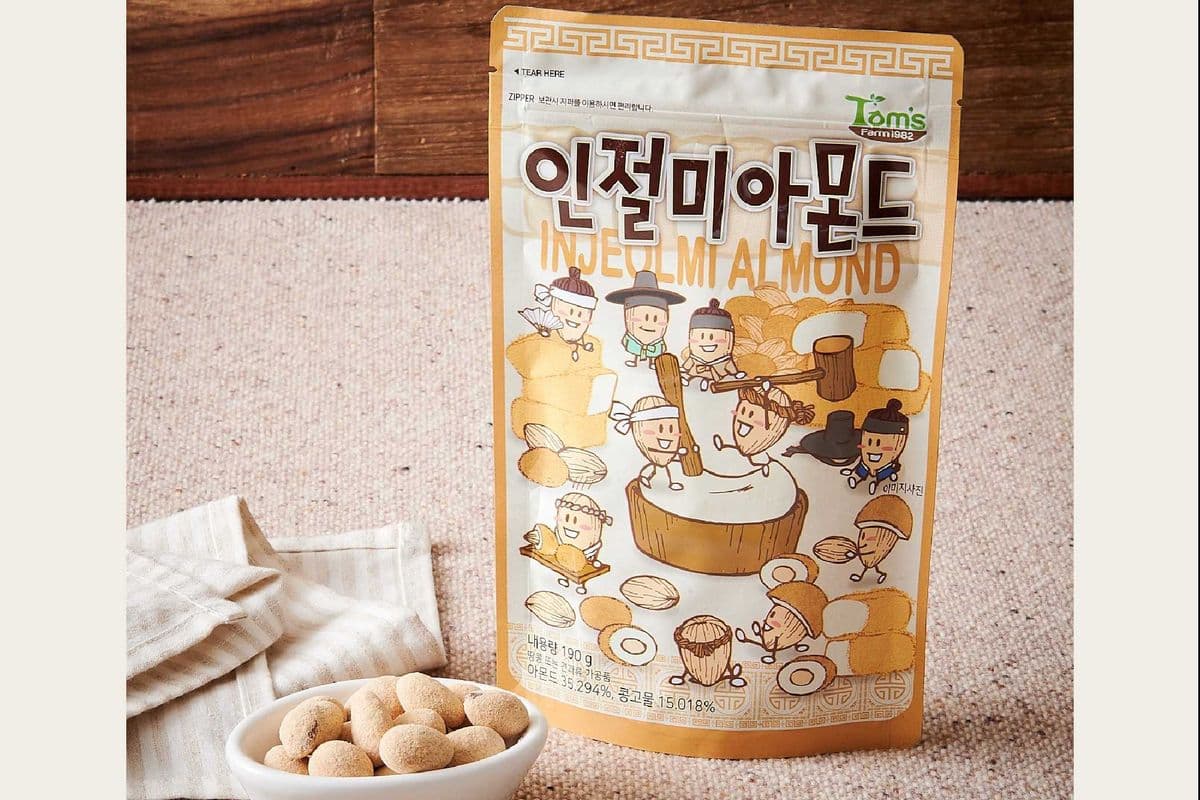 Injeolmi Almond