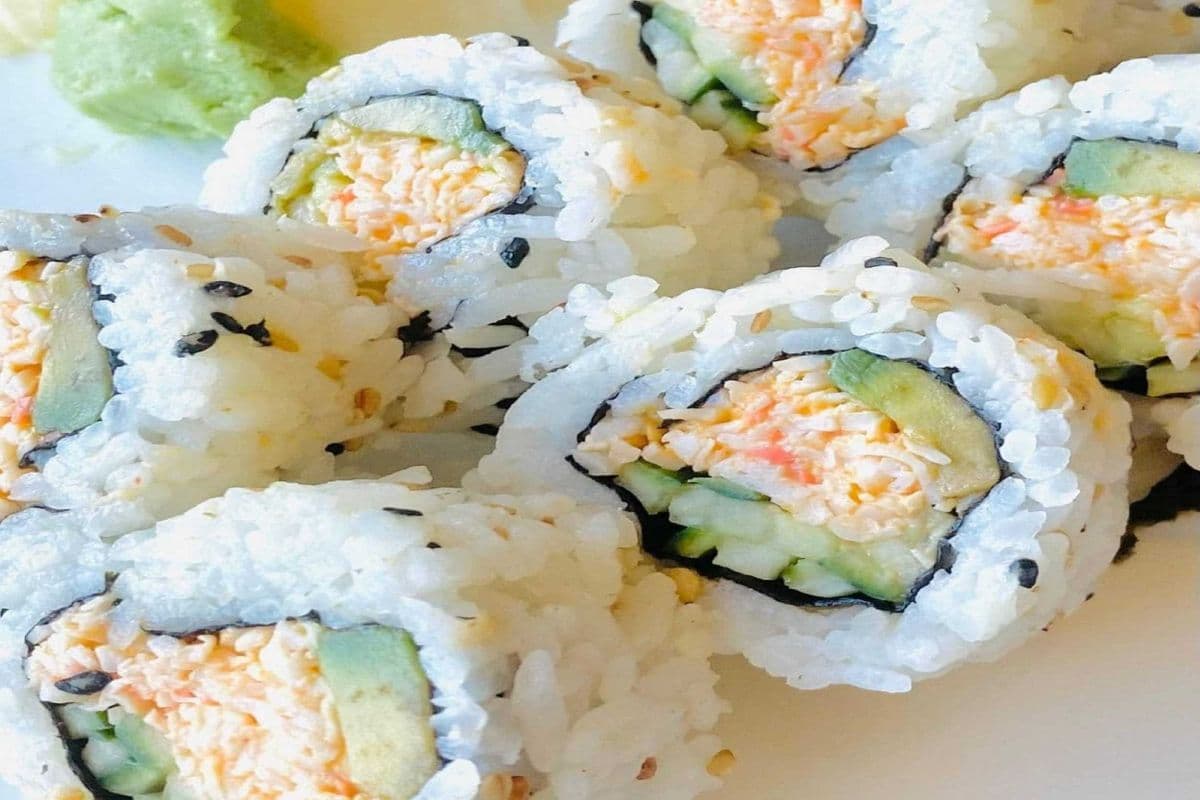 201. Crab Salad Roll