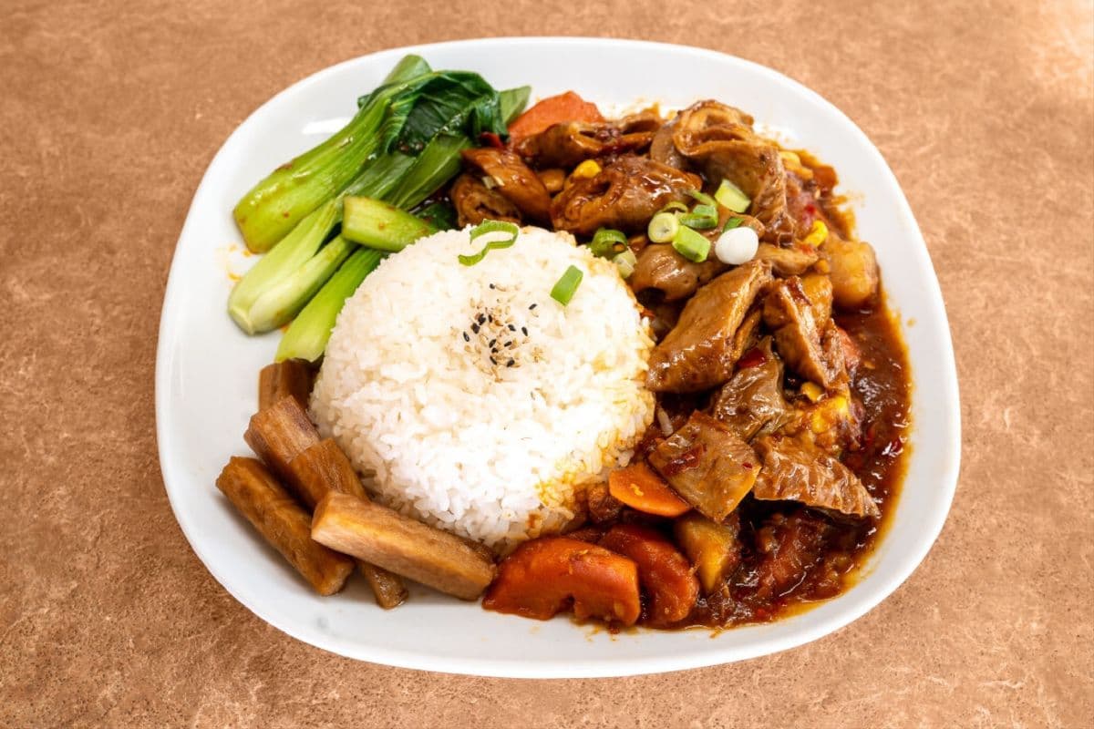 Braised Intestine With Rice - 红烧肥肠饭