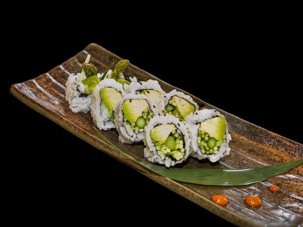 Asparagus Avocado & Cucumber Roll (8)