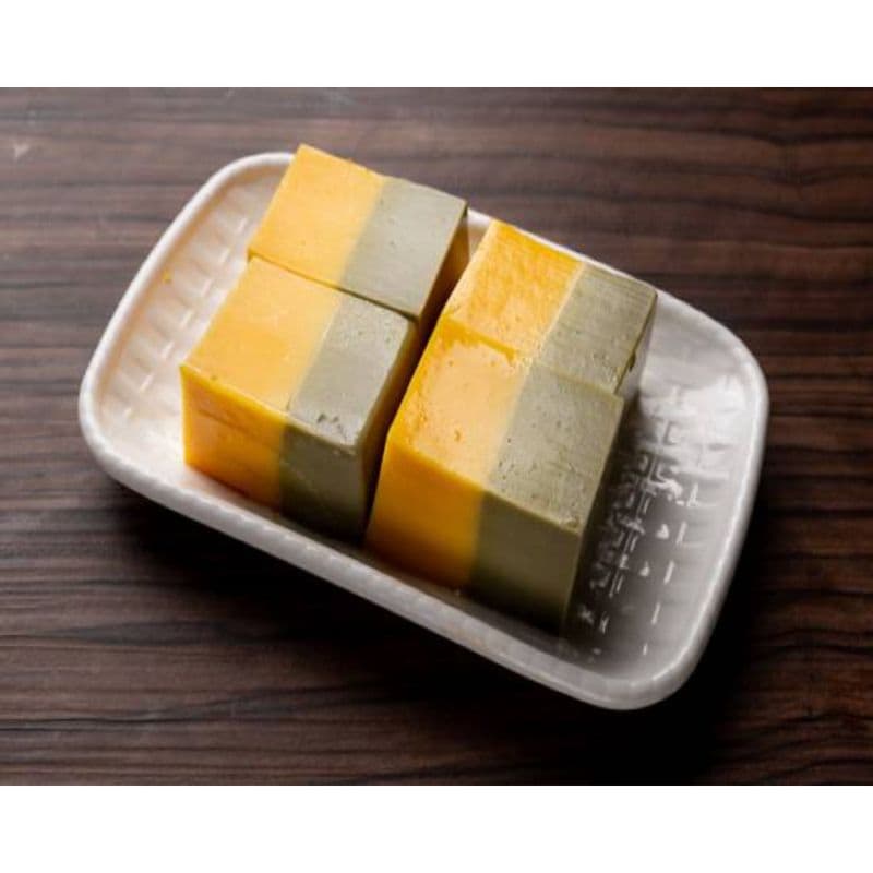 76. Green Tea and Mango Pudding (4 pcs)
