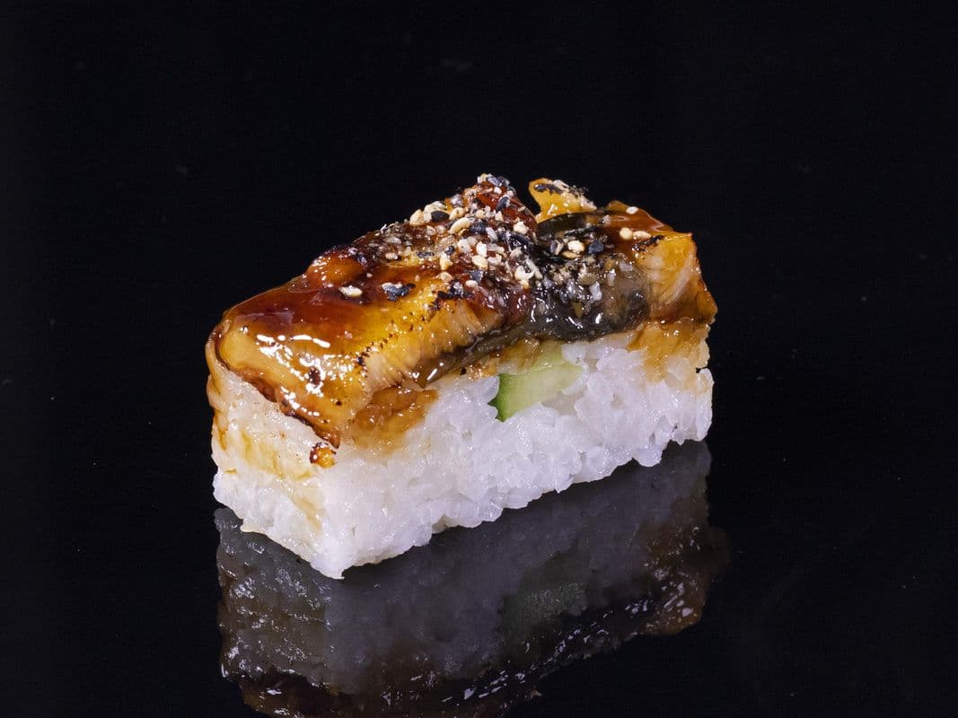 Unagi Oshi (8pc)