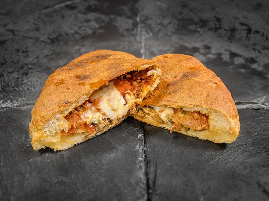 Pepp Mush Calzone