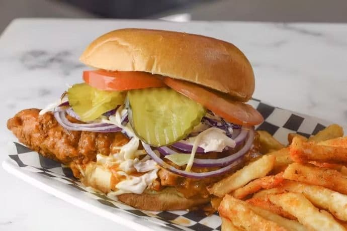 Burger poulet au beurre / Butter Chicken Burger