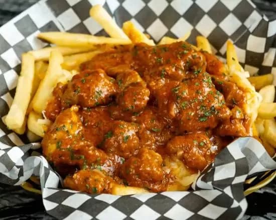 Butter Chicken Poutine