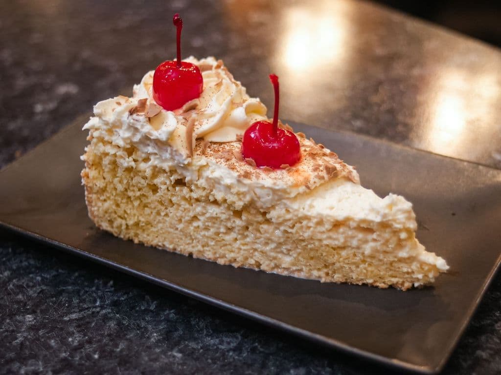 TRES LECHE