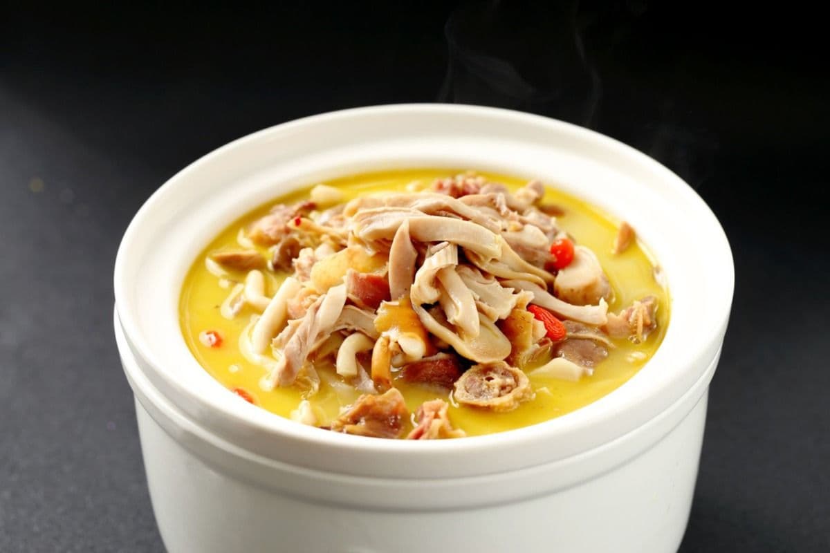 Stewed Chicken and Pork Stomach 猪肚鸡