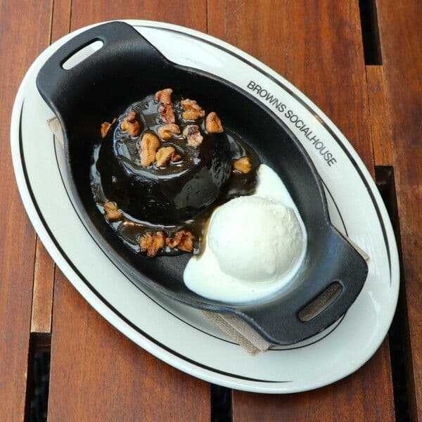 WARM STICKY TOFFEE PUDDING *NEW*