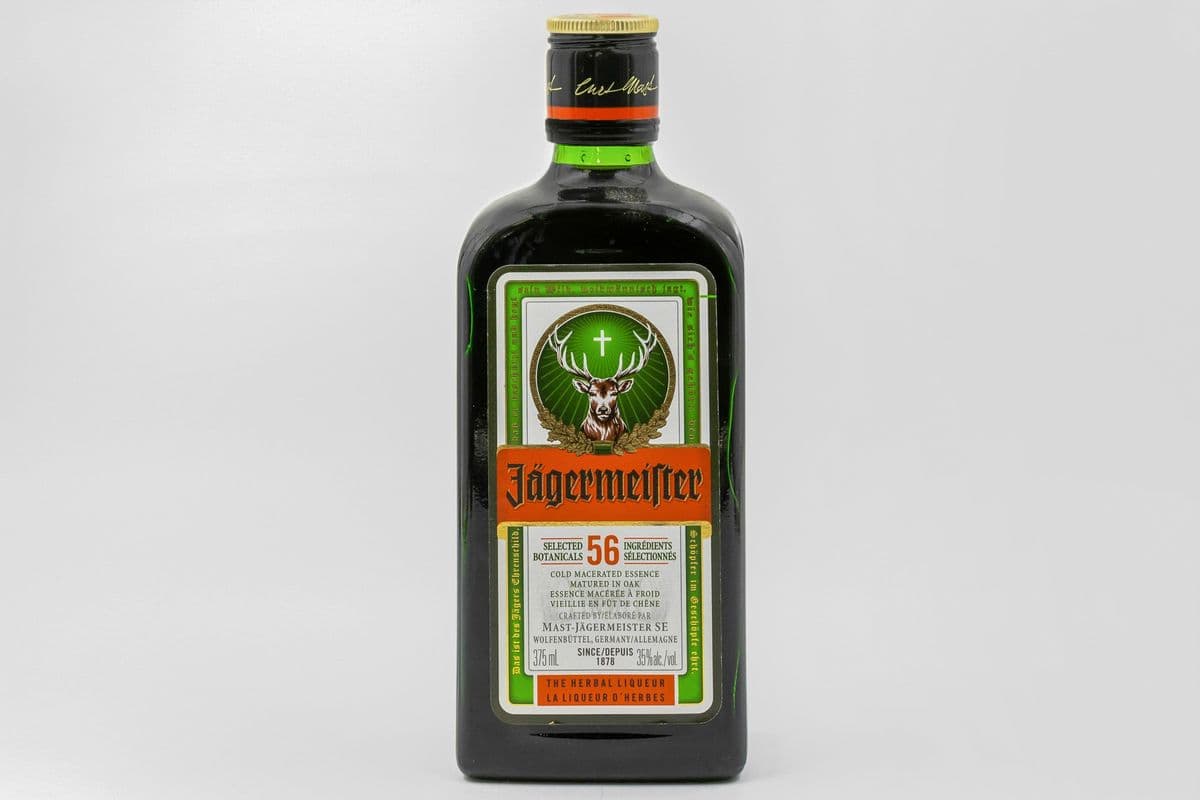 Jagermeister Liqueur (1 x 375 ml)